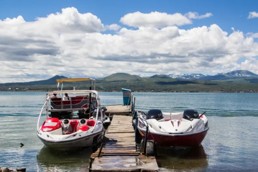 GROUP TOUR: Summer Activity: Boating in Sevan and The City of Tsaghkadzor