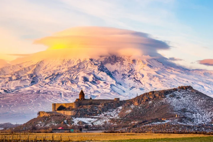 What to see for a tourist in Armenia: a guide to the most beautiful places